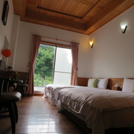 Seasons Inn جياوكسي المظهر الخارجي الصورة
